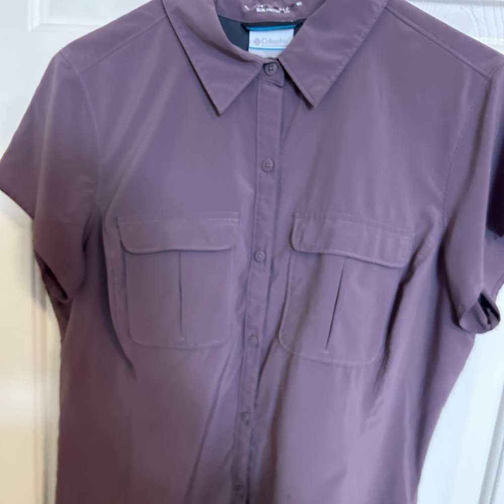 Women’s Columbia Short Sleeve Shirt – Purple – Size L